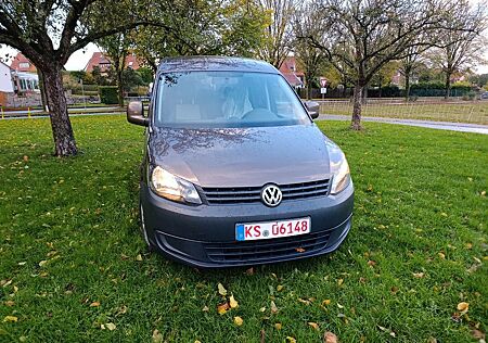 VW Caddy Volkswagen Kasten/Kombi Trendline tüv Inspektion neu