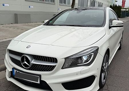 Mercedes-Benz CLA 220 CDI DCT AMG Line AMG Line