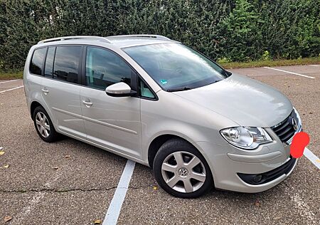 VW Touran Volkswagen 2.0 TDI Highline Highline