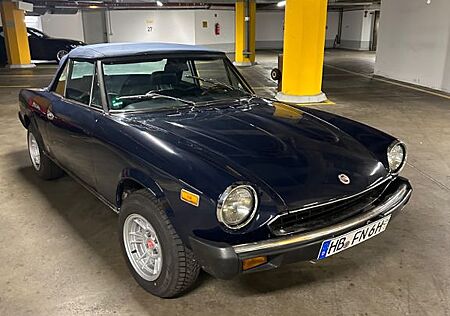 Fiat 124 Spider
