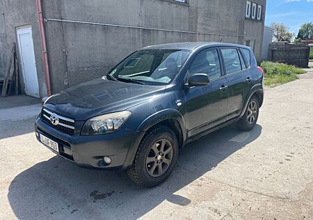 Toyota RAV 4 2.2-l-D-CAT 4x4 Executive Executive