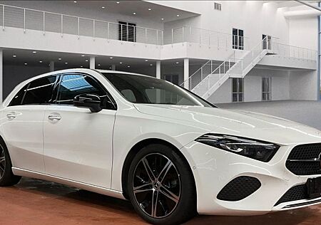 Mercedes-Benz A 180 A 180d MULTIB-LED/DISTRO/SPORTSITZE/STHZ/AMBIE