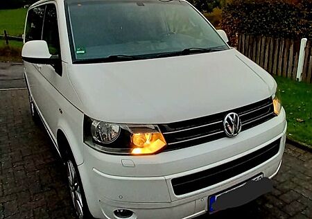 VW T5 Caravelle Volkswagen 4Motion DSG