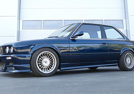 BMW 318 is Coupe H - Zulassung Oldtimer E30