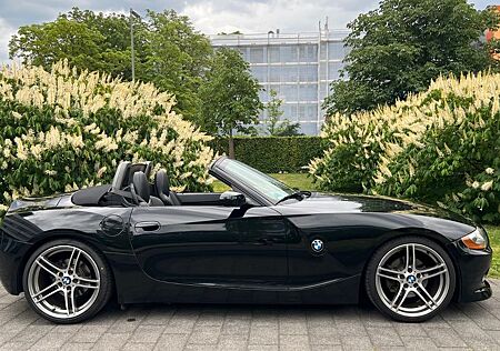 BMW Z4 3.0i - 19-Zoll, Sommerfahrzeug, Sportpaket