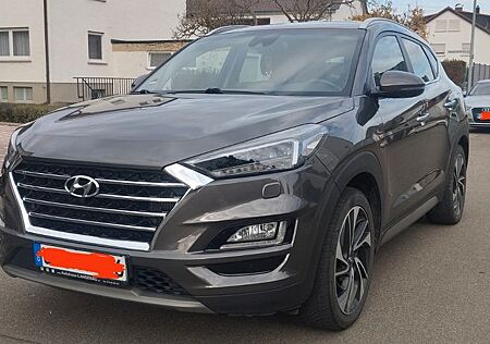 Hyundai Tucson 2.0 CRDi Auto Premium 4WD Premium
