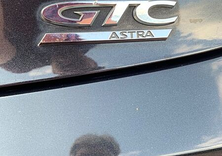Opel Astra GTC 1.4 Turbo INNOVATION 103kW INNOVATION
