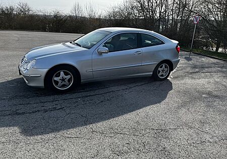 Mercedes-Benz C 180 Kompressor W 203 CL Sportcoupé