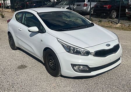 Kia Cee'd / Ceed 1.4 CVVT Spirit Klima Mfk