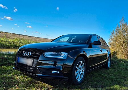 Audi A4 Avant 2.0 TDI 150 PS AHK DAB Scheckheft 2014