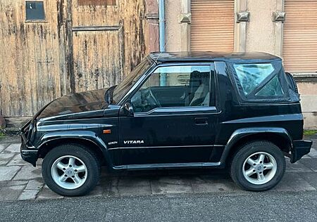 Suzuki Vitara 1.6 Cabrio Deluxe JLX Allrad AHK