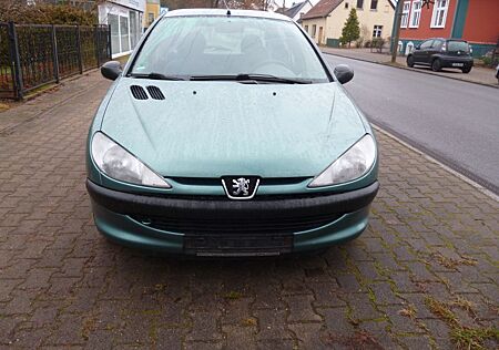 Peugeot 206 1.4 Premium TÜV 02/2027