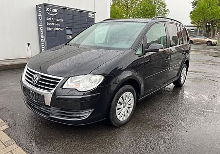 VW Touran Volkswagen United