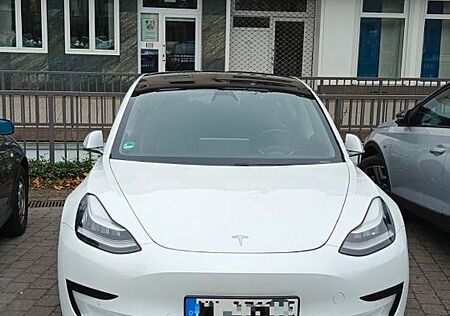 Tesla Model 3 Standard-Reichweite Plus - Hinterrad...