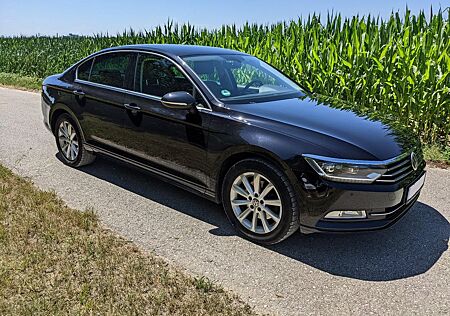VW Passat Volkswagen 1.6 TDI - Parkpilot - Massage - Keyless