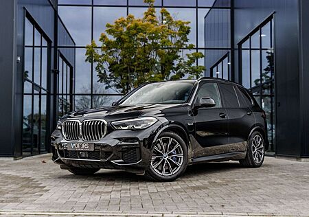 BMW X5 xDrive45e - M-pack - Pano - HUD - CC -