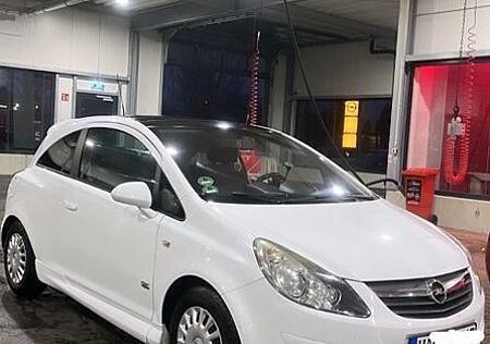 Opel Corsa 1.4 D OPC Line