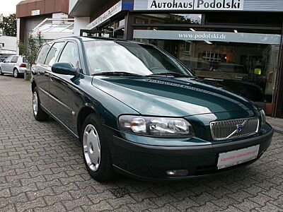 Volvo V70 2.4 Comfort |AHK 1800Kg|Navi|Klima|Allwetter