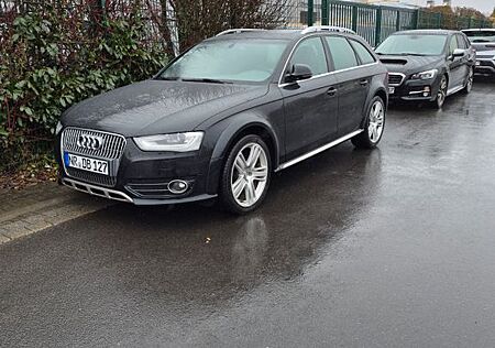 Audi A4 Allroad 3.0 TDI S tronic quattro -