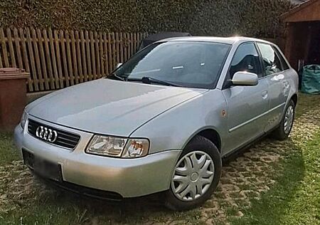 Audi A3 8L