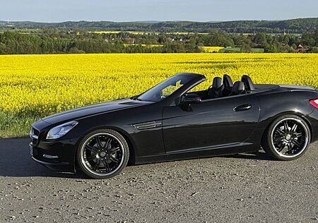 Mercedes-Benz SLK 200 -