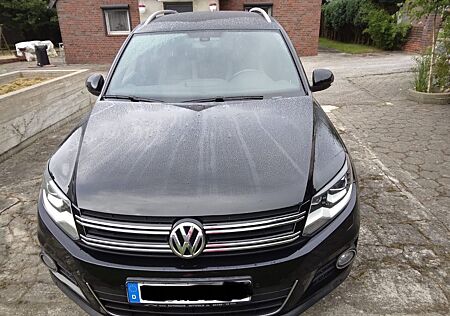 VW Tiguan Volkswagen 2.0 TSI 155kW DSG 4MOTION LIFE LIFE