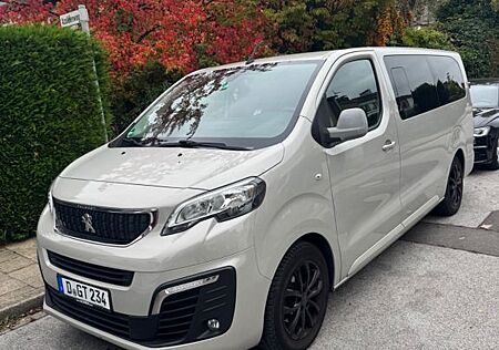 Peugeot Expert Traveller