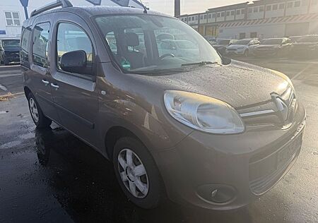 Renault Kangoo Paris Kupplung fällig tüv 06/2026