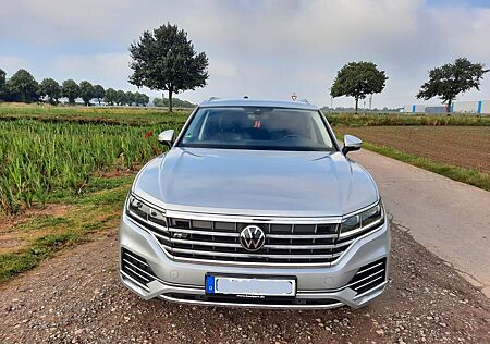 VW Touareg Volkswagen 3.0 V6 TDI 210kW 4MOTION Tiptronic -