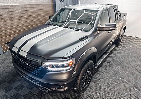 Dodge RAM BIG HORN 6.4 Box 4x4 5.7L Matt Black