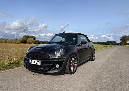 Mini John Cooper Works Cabrio JCW