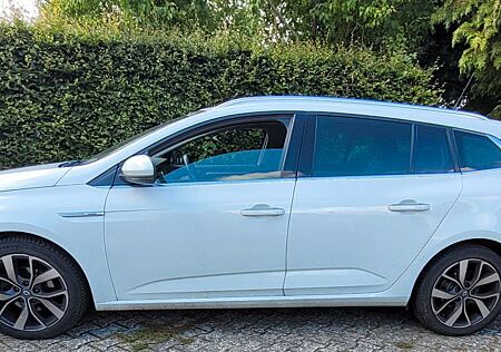 Renault Megane ENERGY dCi 110 EDC Bose Edition GrdTo...