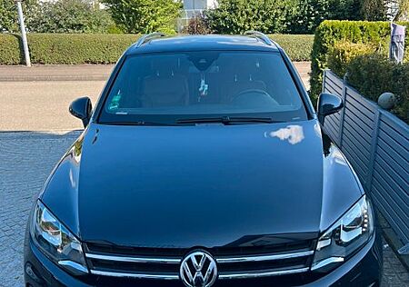 VW Touareg Volkswagen 3.0 V6 TDI Tiptronic BlueMotion Tech...