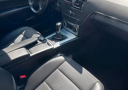 Mercedes-Benz C 180 CGI BlueEFFICIENCY AVANTGARDE AVANTGARDE