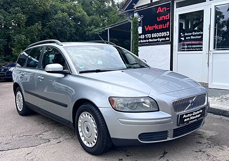 Volvo V50 Kombi 1.8 Kinetic Klimaauto S-Heft TÜV NEU