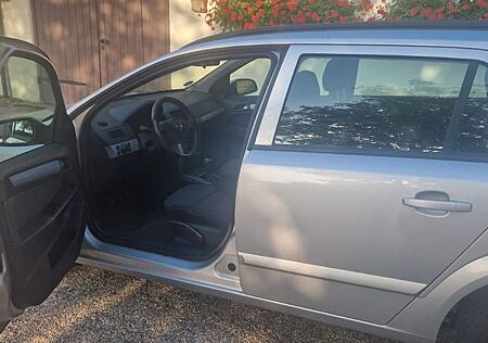 Opel Astra Caravan 1.8 -