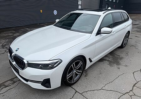 BMW 520 d Touring Pano H/K HUD ACC R-Cam 18 Navi Pro