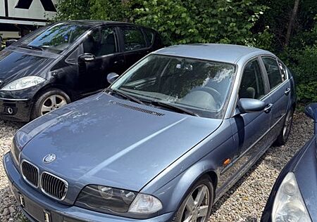 BMW 328i
