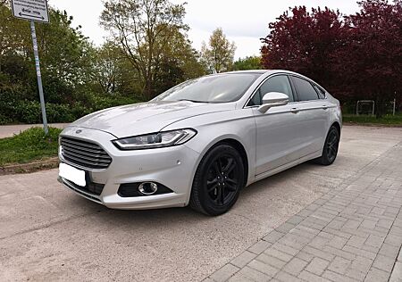 Ford Mondeo 2,0 TDCi Limousine LED Automatik Panorama