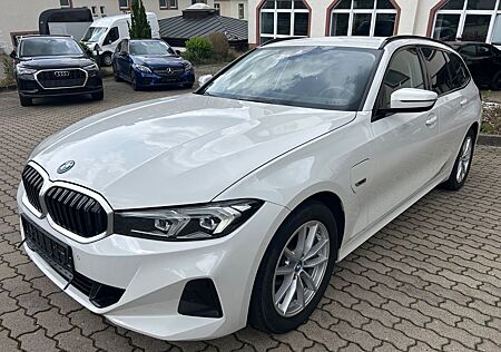 BMW 320 e Touring*Shz*Head-Up*LED*Navi*LiveCockpit