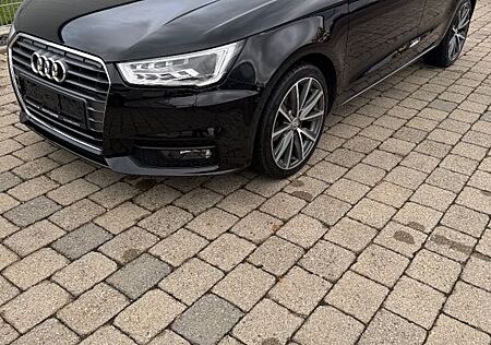 Audi A1 1.0 TFSI ultra S tronic sport Sportback Sport