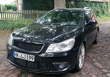 Skoda Octavia Combi 2.0 TFSI DSG RS RS