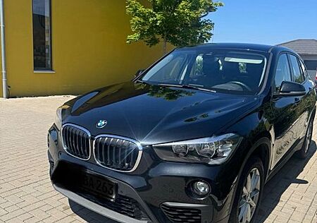 BMW X1 sDrive18i Advantage Advantage