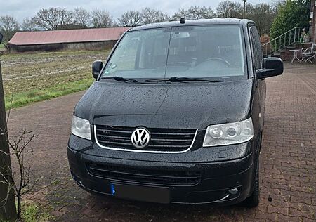 VW T5 Multivan Volkswagen Highline , 7 Sitze, Tisch, 2 Schiebe