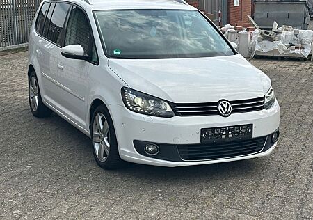VW Touran Volkswagen 2.0 TDI 130kW DSG Highline 7 sizer