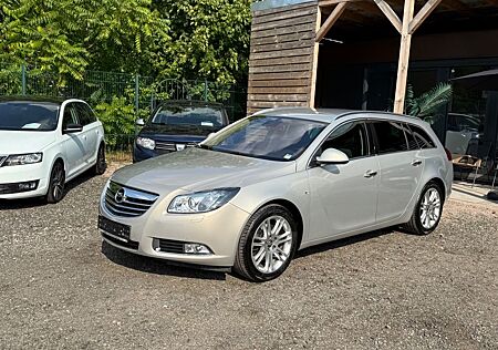 Opel Insignia A Sports Tourer Cosmo HU&AU´Neu