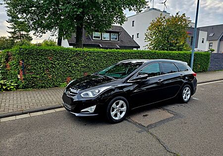 Hyundai i40 2.0 GDI Klimaautomatik