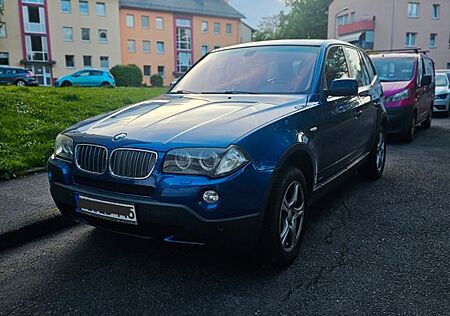 BMW X3 3.0d Tüv neu- Scheckheft - 2.te Hand
