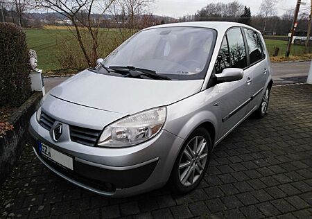 Renault Scenic 1.9 dCi FAP Avantage