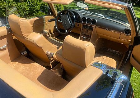 Mercedes-Benz SL 560 , nur 33000 Meilen !